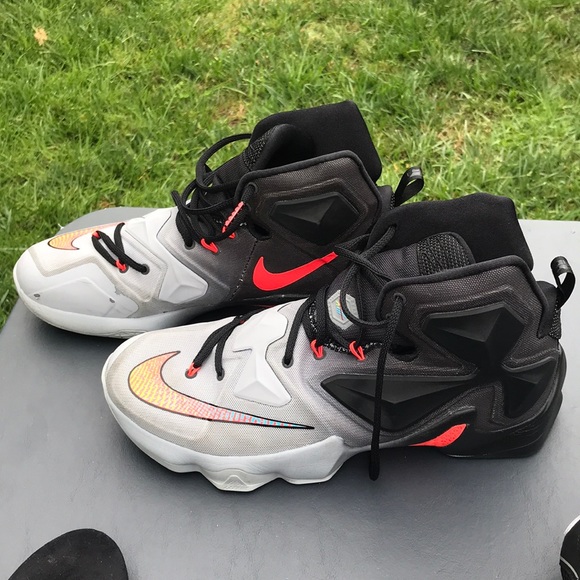 LeBrons size 12 - Picture 2 of 2